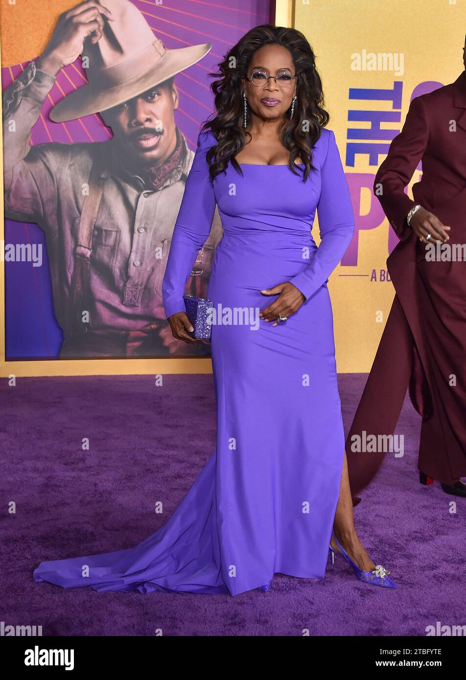 Beverly Hills, États-Unis. 06 décembre 2023. Oprah Winfrey arrive à la première mondiale de “The Color Purple” qui s’est tenue à l’Academy Museum le 6 décembre 2023 à Beverly Hills, Californie. © Lisa OConnor/AFF-USA.com crédit : AFF/Alamy Live News Banque D'Images