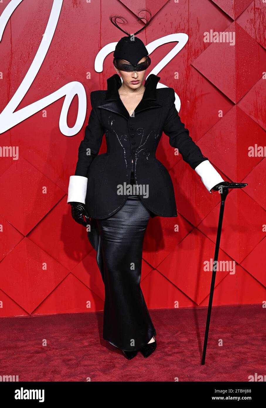 Londres, Royaume-Uni. 4 décembre 2023. HANA Martin arrive aux Fashion Awards 2023, Royal Albert Hall, Londres. Crédit : Doug Peters/EMPICS/Alamy Live News Banque D'Images