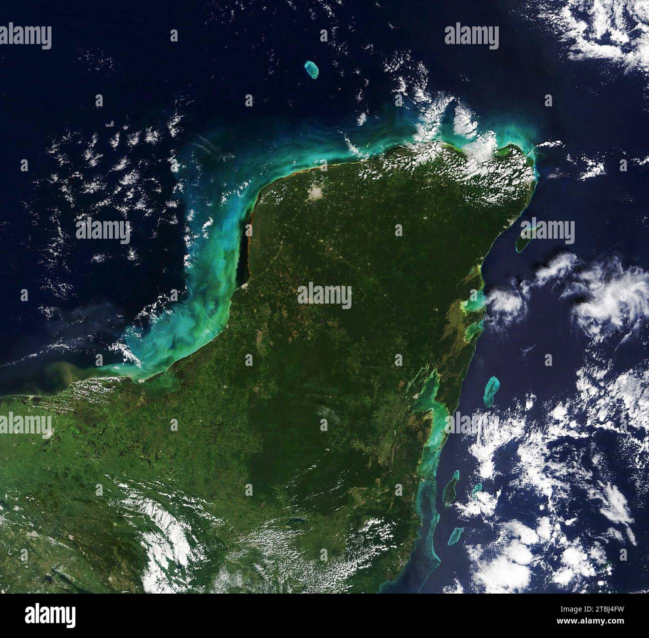 Image satellite du cratère Chicxulub sur la péninsule du Yucatan au Mexique. Banque D'Images