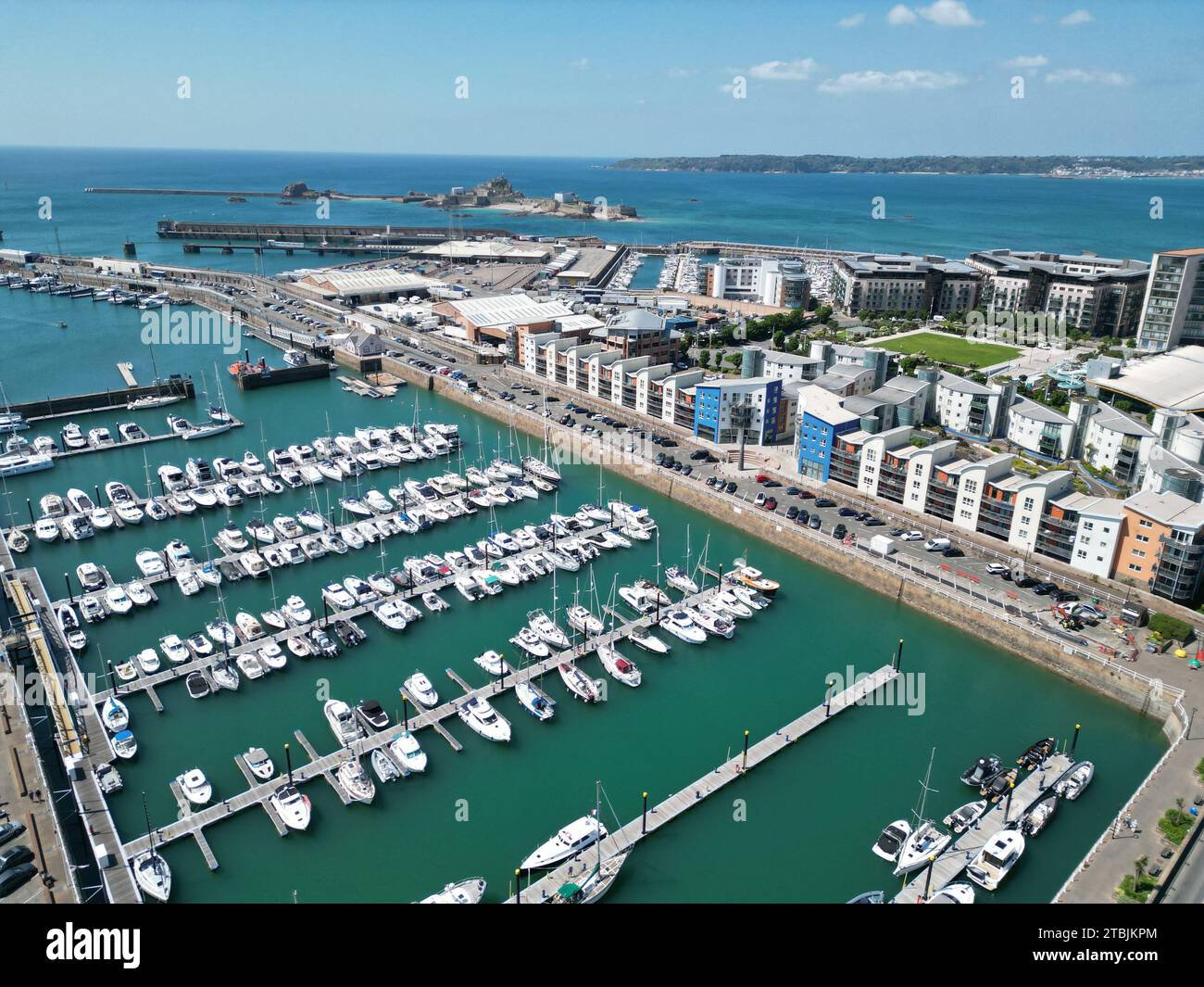 Antenne drone des îles Anglo-Normandes de St Helier Harbour Jersey Banque D'Images