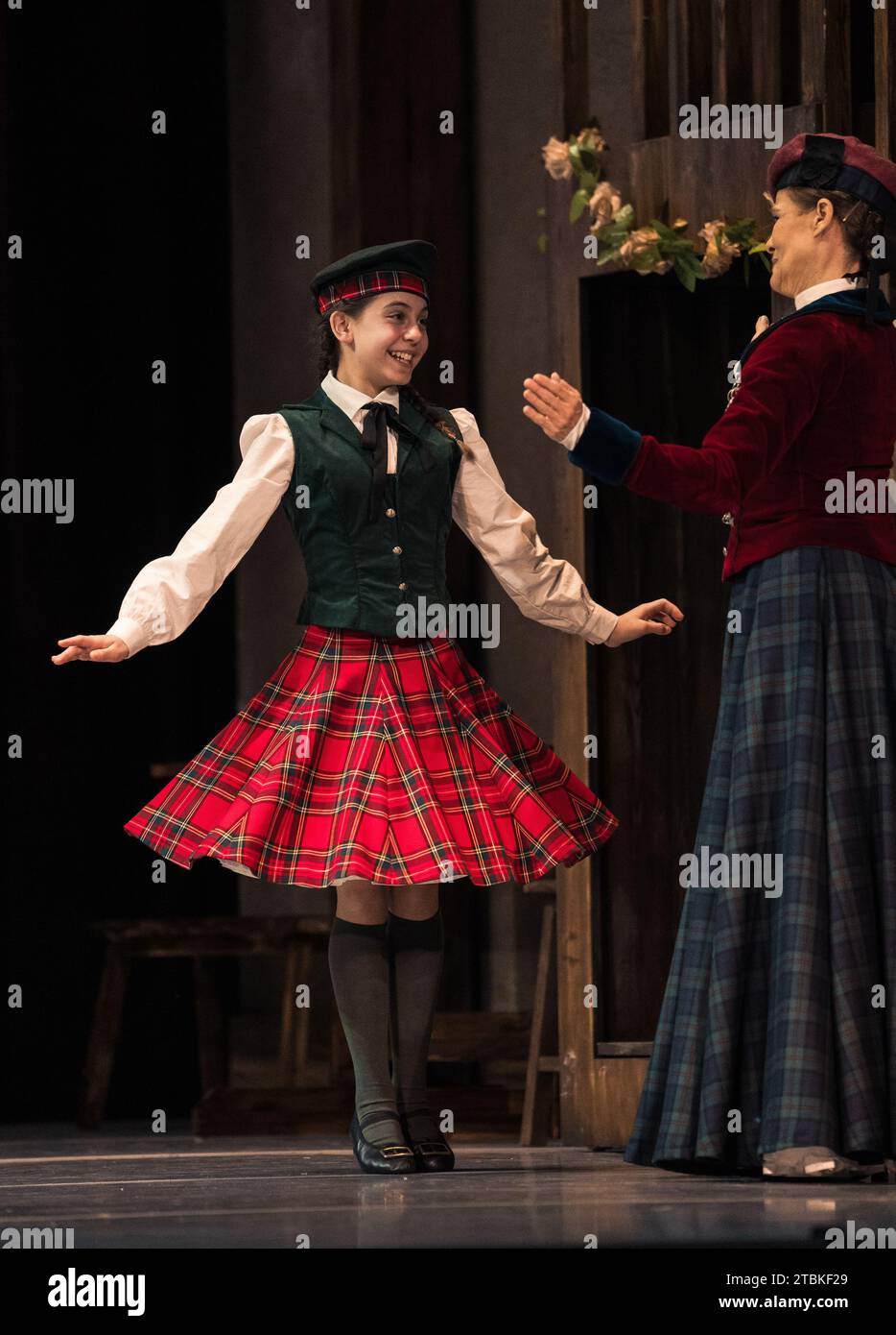 Des danseurs de la Compagnie nationale de danse se produisent lors de la présentation du spectacle la Sylphide au Teatro de la Zarzuela à Madrid. 7 décembre 20 Banque D'Images