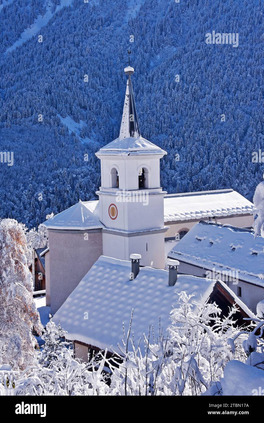 FRANCE, SAVOIE(73) MAURIENNE, SAINT ALBAN DES VILLARDS, ÉGLISE Banque D'Images