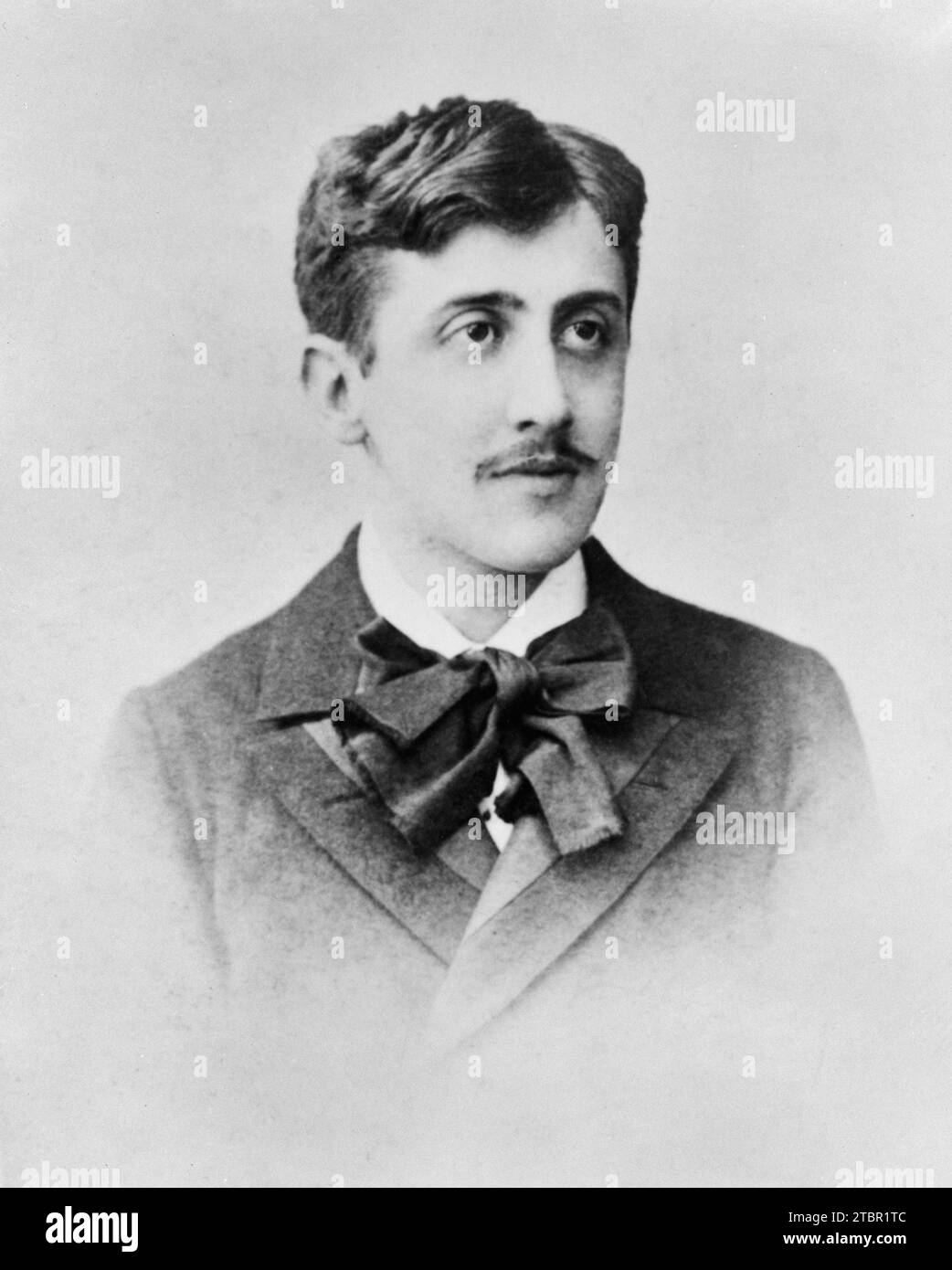 Marcel Proust (1871-1922) jeune homme. Photographie de la tête et des épaules quand Proust avait 20 ans. Vers 1891. Banque D'Images