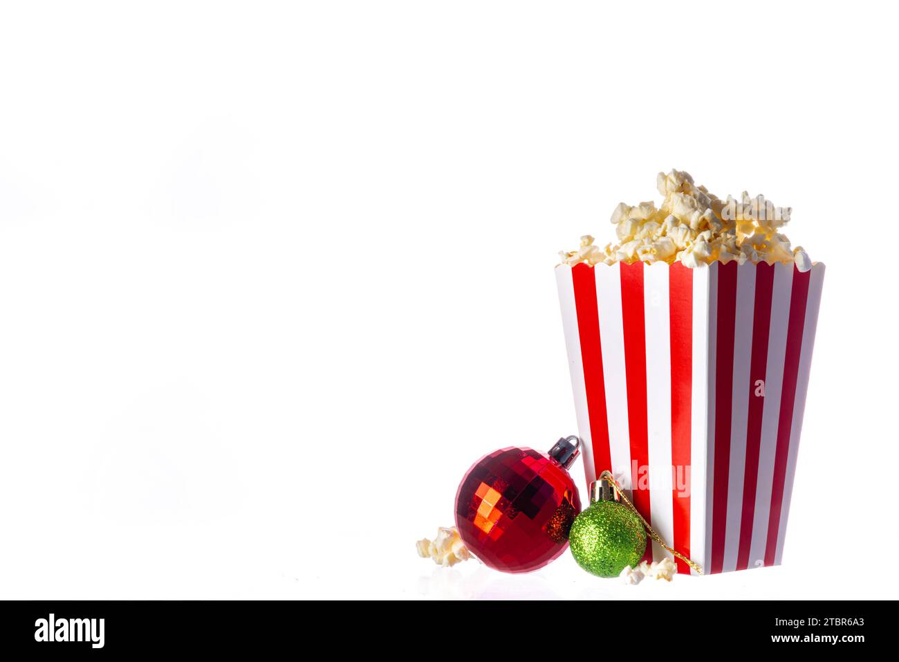 Partie de nuit de film de Noël, rassemblez des amis et la famille pour le home cinéma. Invitations au nouvel an, première du film de Noël avec clapperboard, Noël Banque D'Images