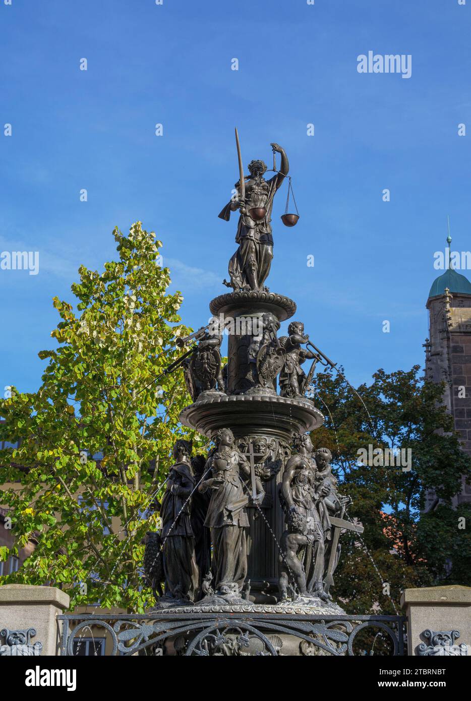 Fontaine de la vertu à Nuremberg, Lorenzer Platz, moyenne Franconie, Franconie, Bavière, Allemagne, Europe Banque D'Images