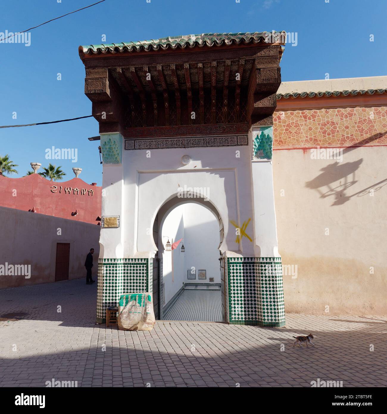 Entrée à un sanctuaire à Marrakech aka Marrakech, Maroc, 08 décembre 2023 Banque D'Images