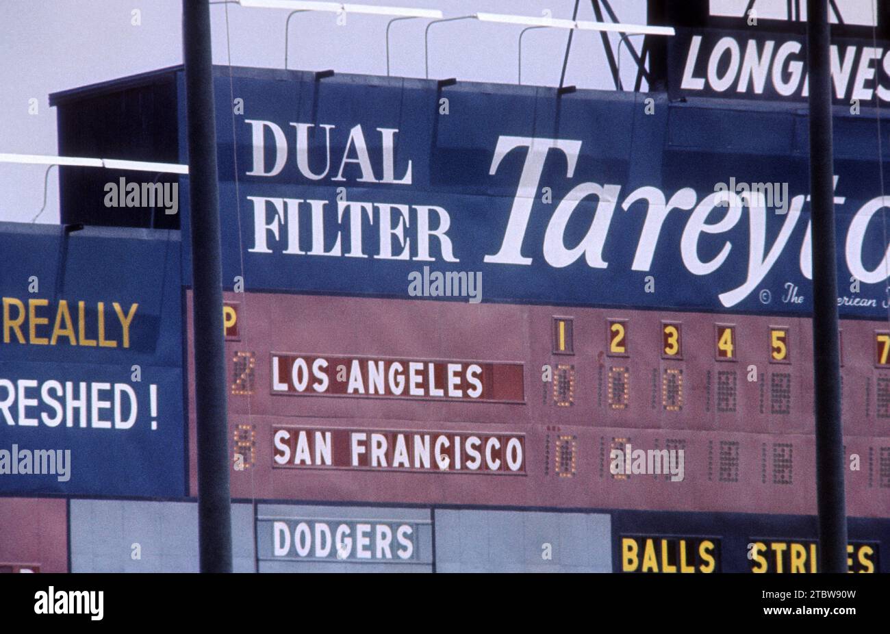 SAN FRANCISCO, CA - 21 MAI : vue générale du tableau de bord lors d'un match MLB entre les Dodgers de Los Angeles et les Giants de San Francisco le 21 mai 1961 au Candlestick Park à San Francisco, en Californie. (Photo de Hy Peskin) Banque D'Images