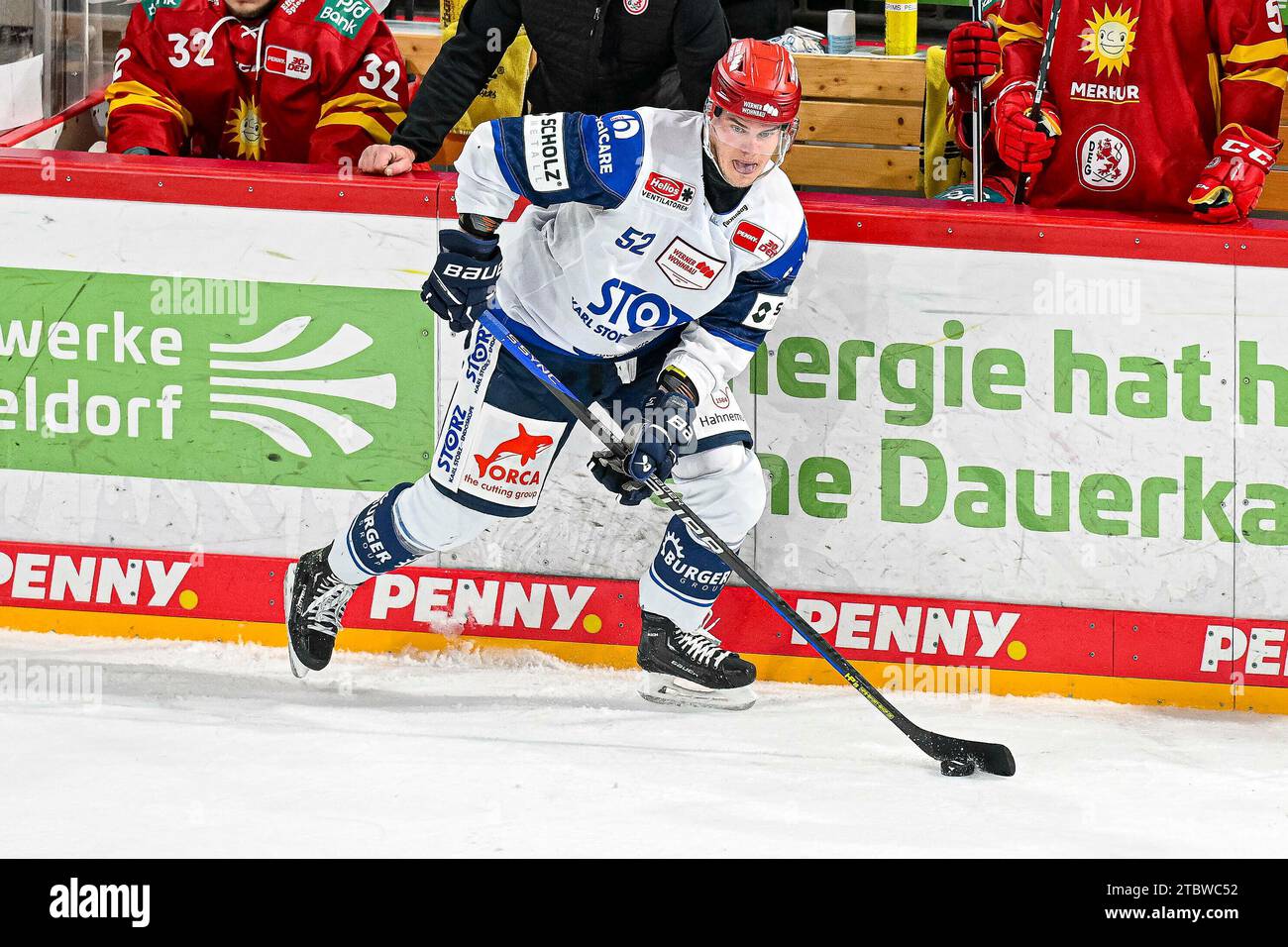 Eishockey DEL - Düsseldorfer EG vs Schwenninger Wild Wings am 08.102.2023 im PSD Bank Dome in Düsseldorf Schwenningens Johannes Huss (Nr.52) Foto : osnapix Banque D'Images