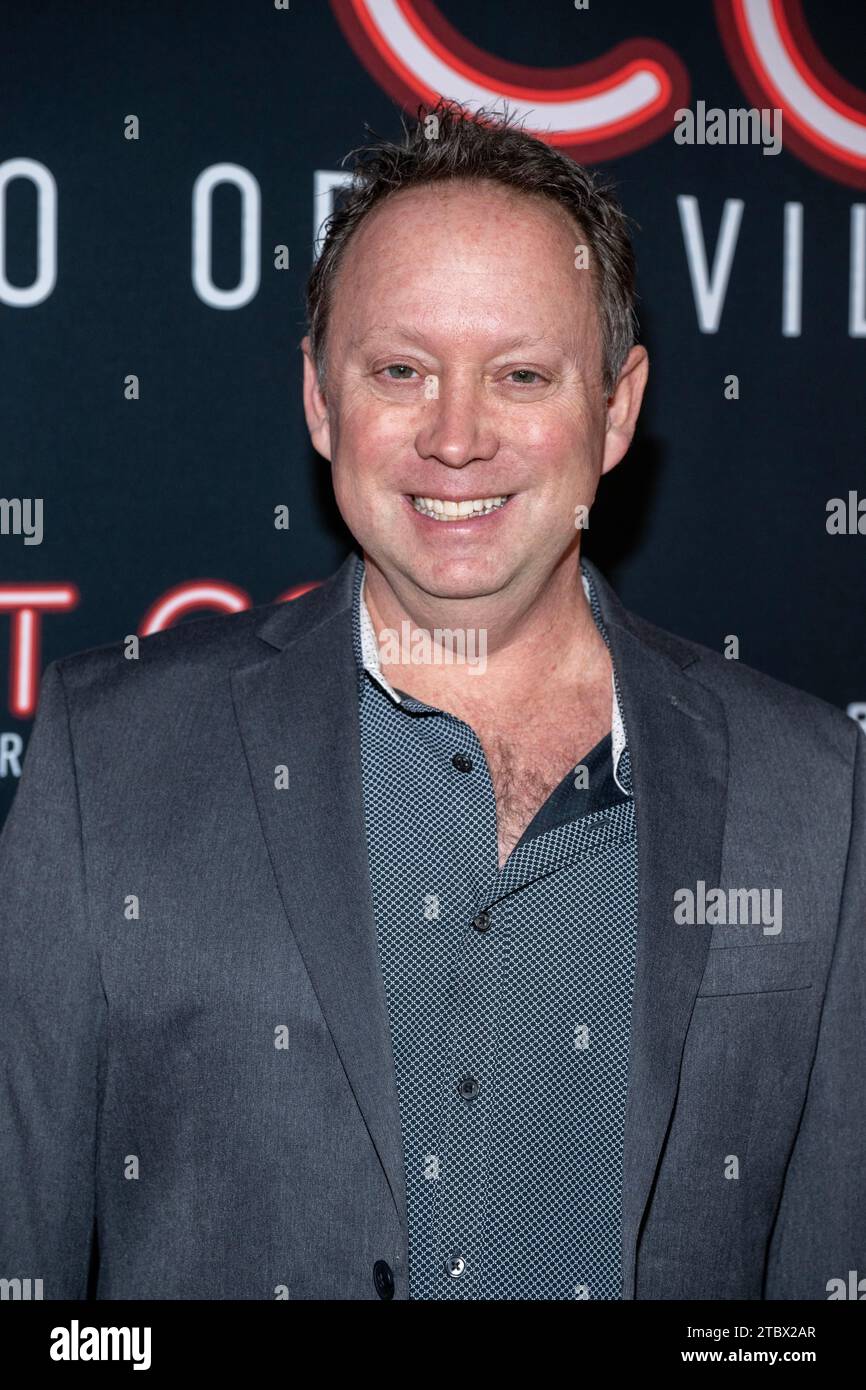 Los Angeles, États-Unis. 08 décembre 2023. L'acteur Oliver Robins assiste à la première du film cosplay de Los Angeles LOST COS au Laemmle NoHo 7 Cinemas, Los Angeles, CA 8 décembre 2023 Credit : Eugene Powers/Alamy Live News Banque D'Images