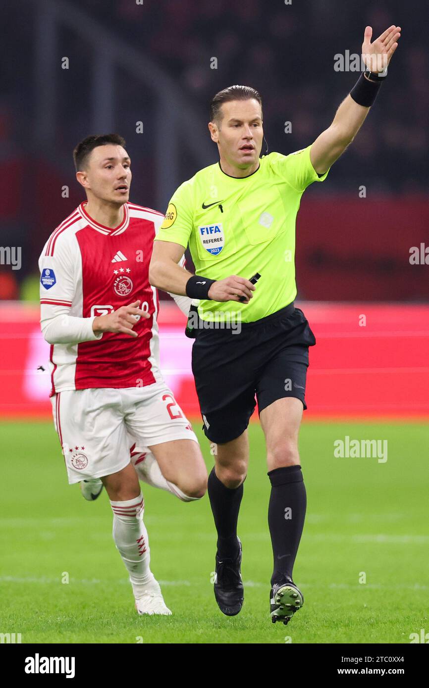 Amsterdam, Niederlande. 09 décembre 2023. Arbitre Danny Makkelie lors du match néerlandais d'Eredivisie entre Ajax et Sparta le 9 décembre 2023 à Amsterdam, pays-Bas crédit : dpa/Alamy Live News Banque D'Images