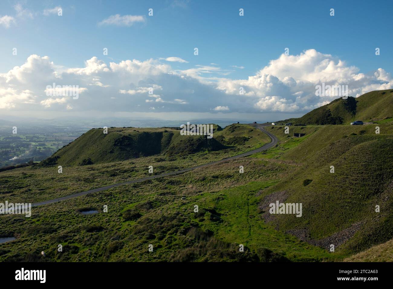 Route menant à Titterstone Clee Hill, Shropshire, Angleterre Banque D'Images