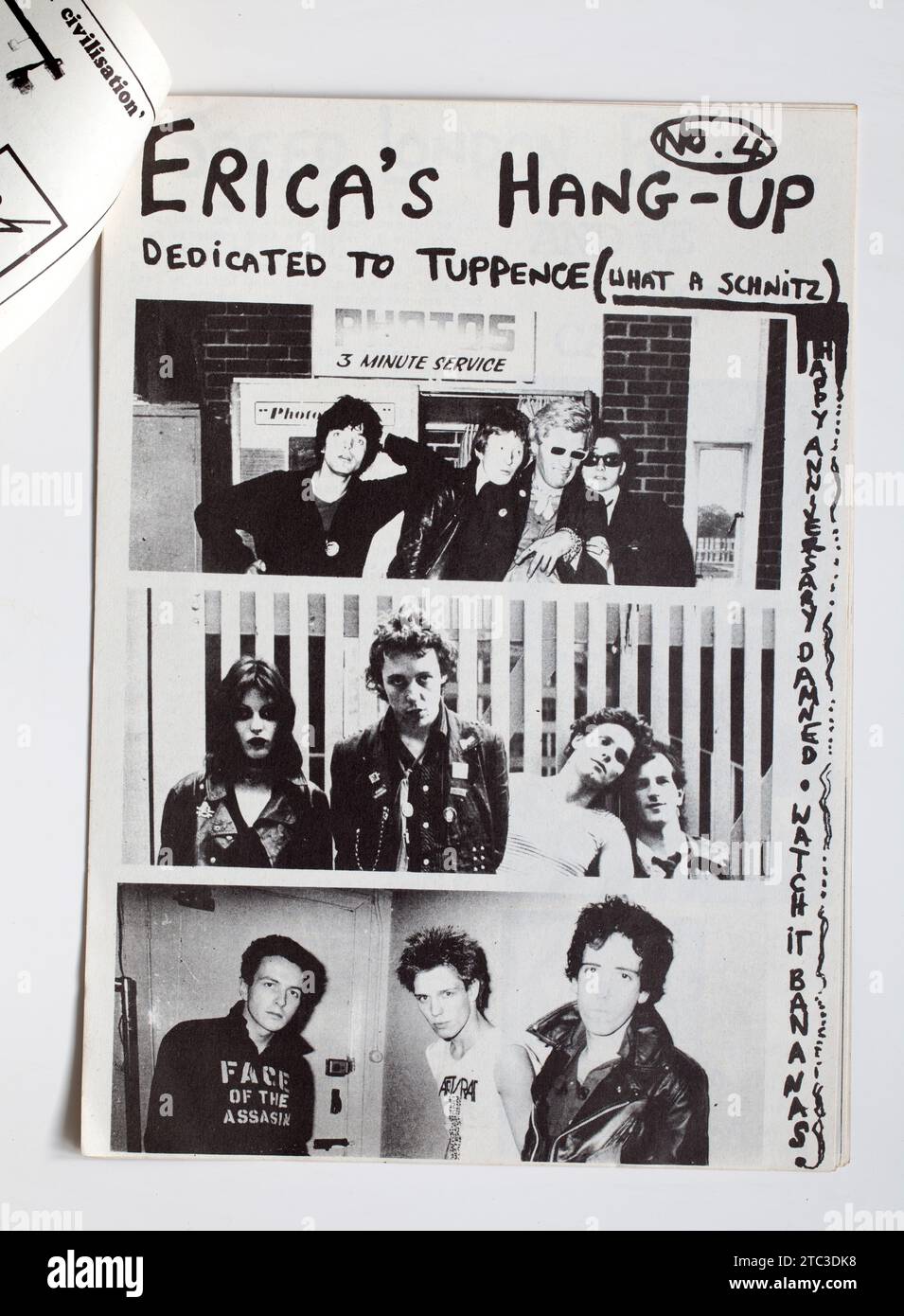 Photos page du numéro 11 des années 1970 SNIFFIN 'GLUE Punk Rock Fanzine Magazine Banque D'Images