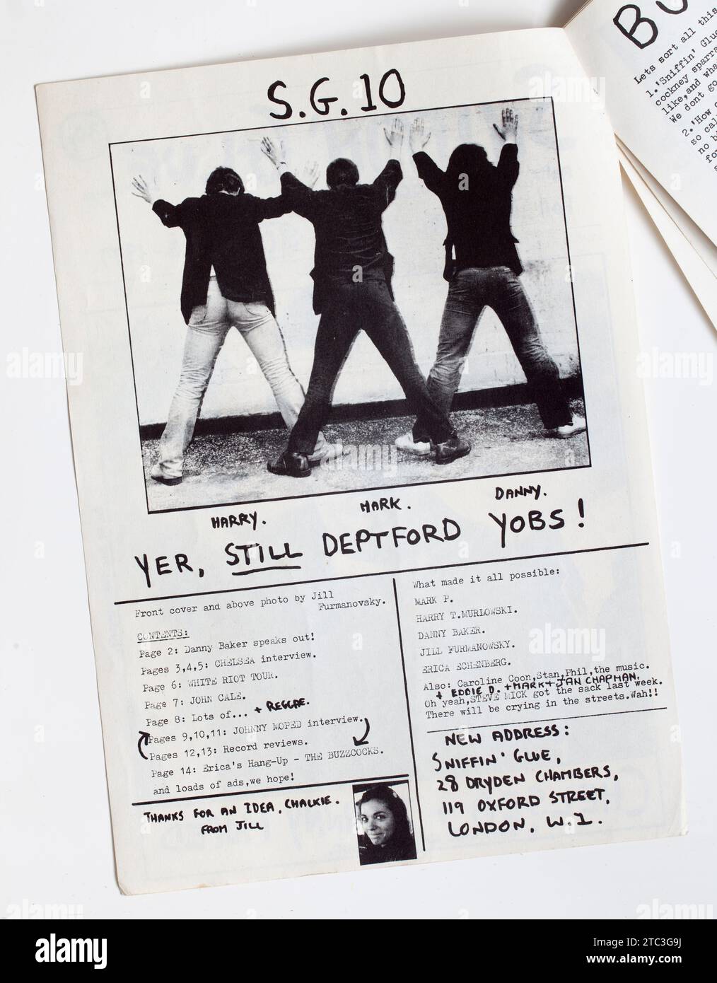 Table des matières page des années 1970 SNIFFIN 'COLLE Punk Rock Fanzine Magazine Banque D'Images