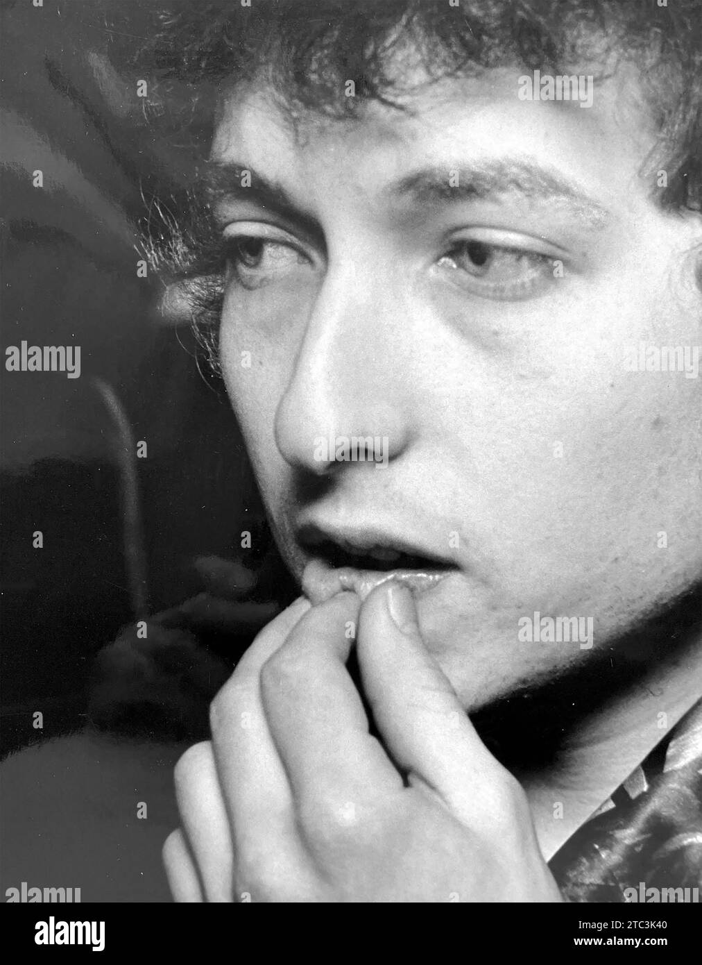 BOB DYLAN musicien folk américain i Mai 1965 à l'Hôtel Savoy, Londres. Banque D'Images