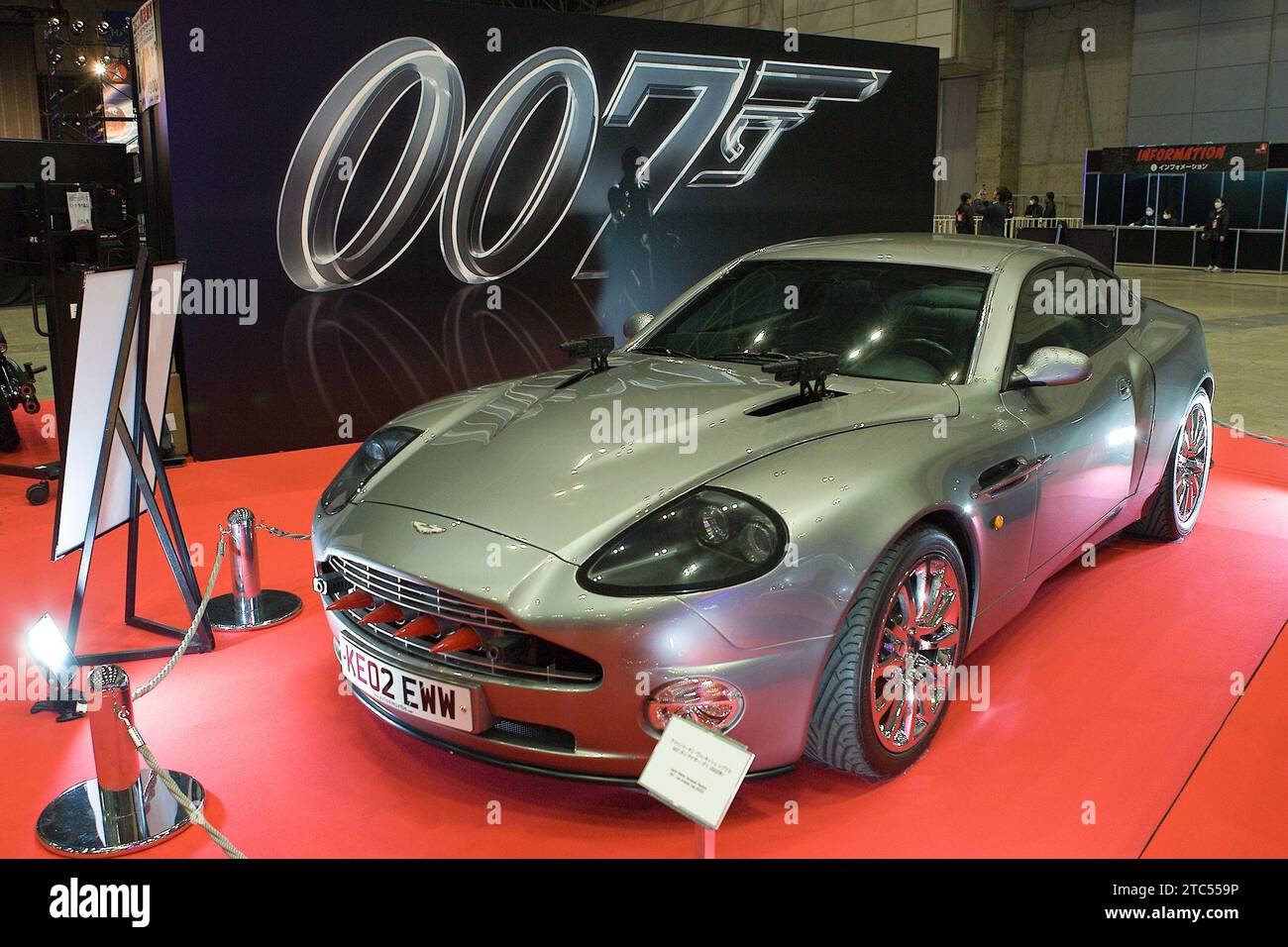 8 2023 décembre, Tokyo, Japon : James Bond, Die Another Day Aston Martin au Tokyo Comic con 2023. La Comic con se tient du 8 au 10 décembre à Tokyo Makuhari Messe. (Photo de Michael Steinebach) Banque D'Images