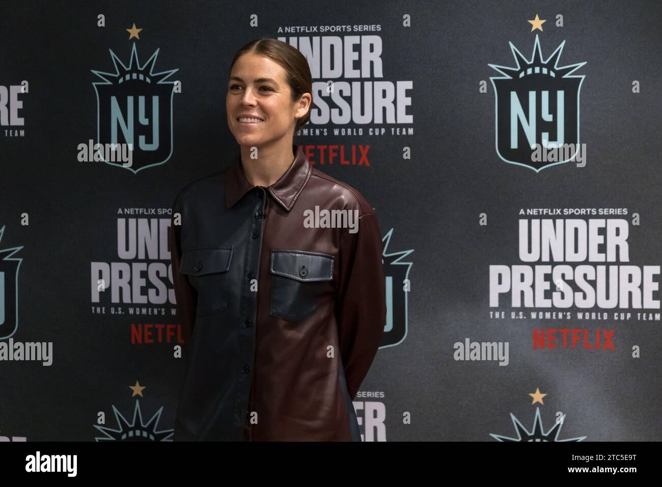 New York City, NY, États-Unis. 10 décembre 2023. Kelley O'hara pose pour une photo lors du Red Carpet NJ/NY Gotham FC et de Netflix's 'Under Pressure' au Paris Theater à New York aux États-Unis le dimanche 10 décembre 2023. (Image de crédit : © William Volcov/ZUMA Press Wire) USAGE ÉDITORIAL SEULEMENT! Non destiné à UN USAGE commercial ! Banque D'Images