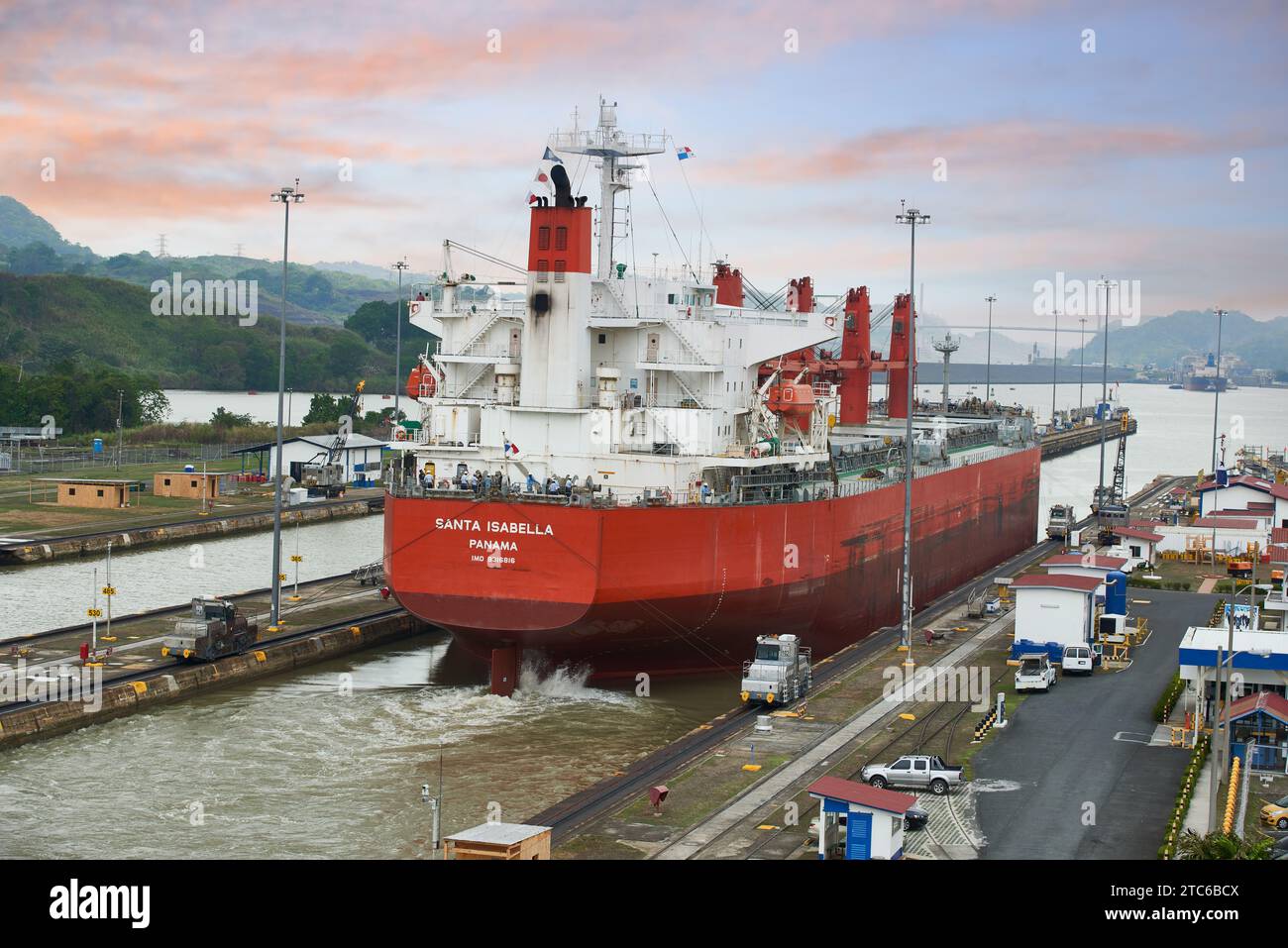 Vue des écluses de miraflores Canal de Panama, Panama City, Panama, Amérique centrale. Banque D'Images