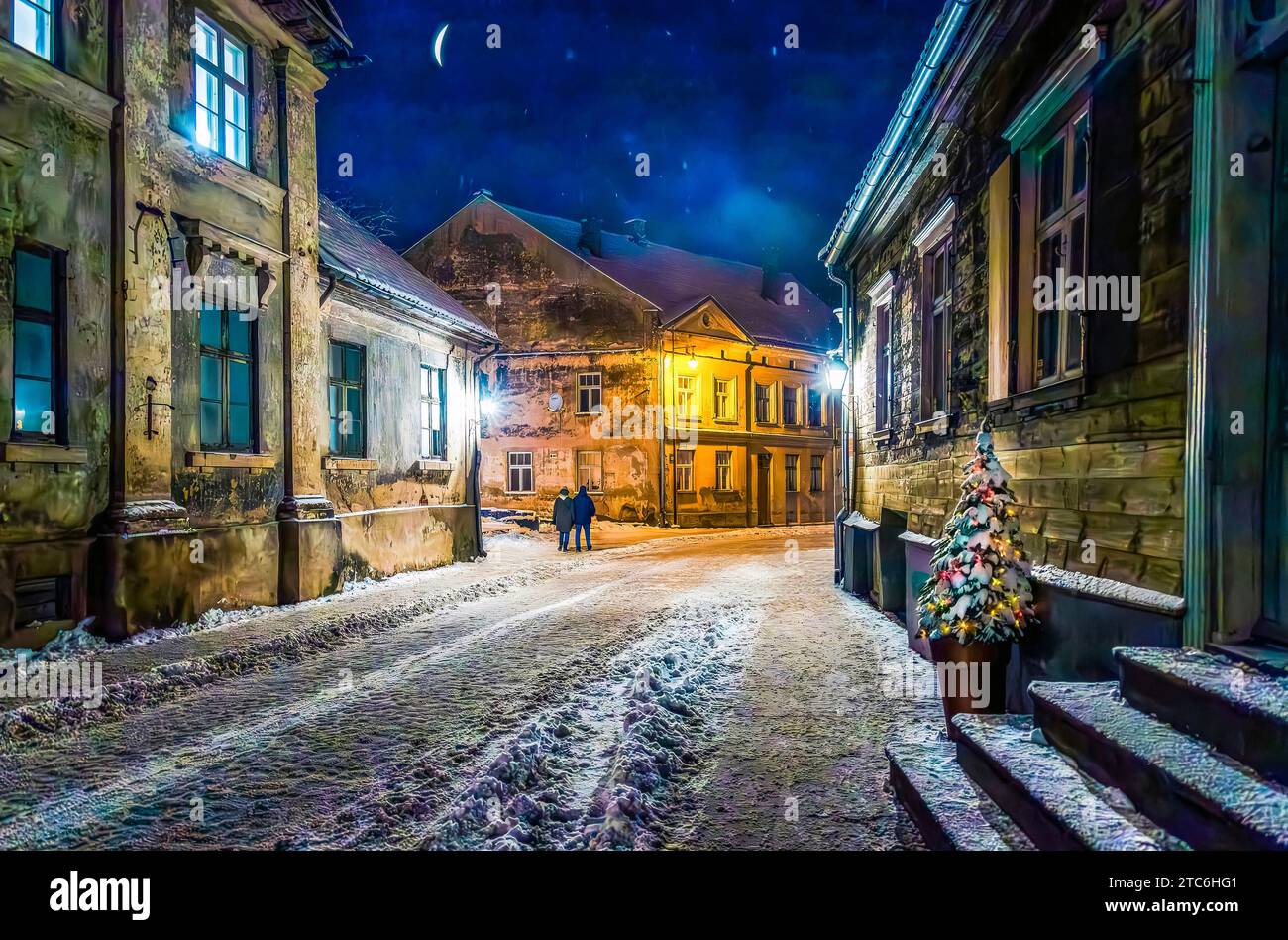 Une vieille ville qui attend noël. Banque D'Images