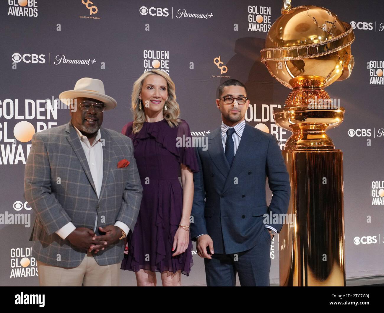 (De gauche à droite) Cedric the Entertainer, Helen Hoehne et Wilmer Valderrama lors de la 81e annonce de nominations aux Golden Globe Awards tenue au Beverly Hilton de Beverly Hills, CA le lundi 11 décembre 2023. (Photo de Sthanlee B. Mirador/Sipa USA) Banque D'Images