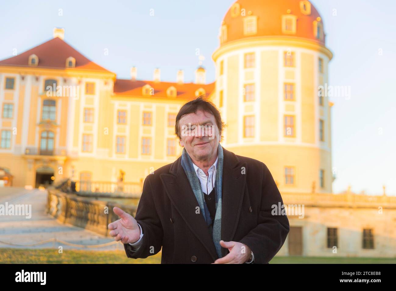 Pavel Travnicek, le prince charmant du film de conte de fées le plus populaire de tous les temps, trois noisettes pour Cendrillon comme invité à Moritzburg Banque D'Images