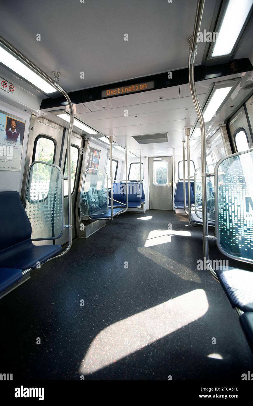 À l'intérieur des voitures de métro de la région de Washington DC - vide en milieu de matinée! Banque D'Images