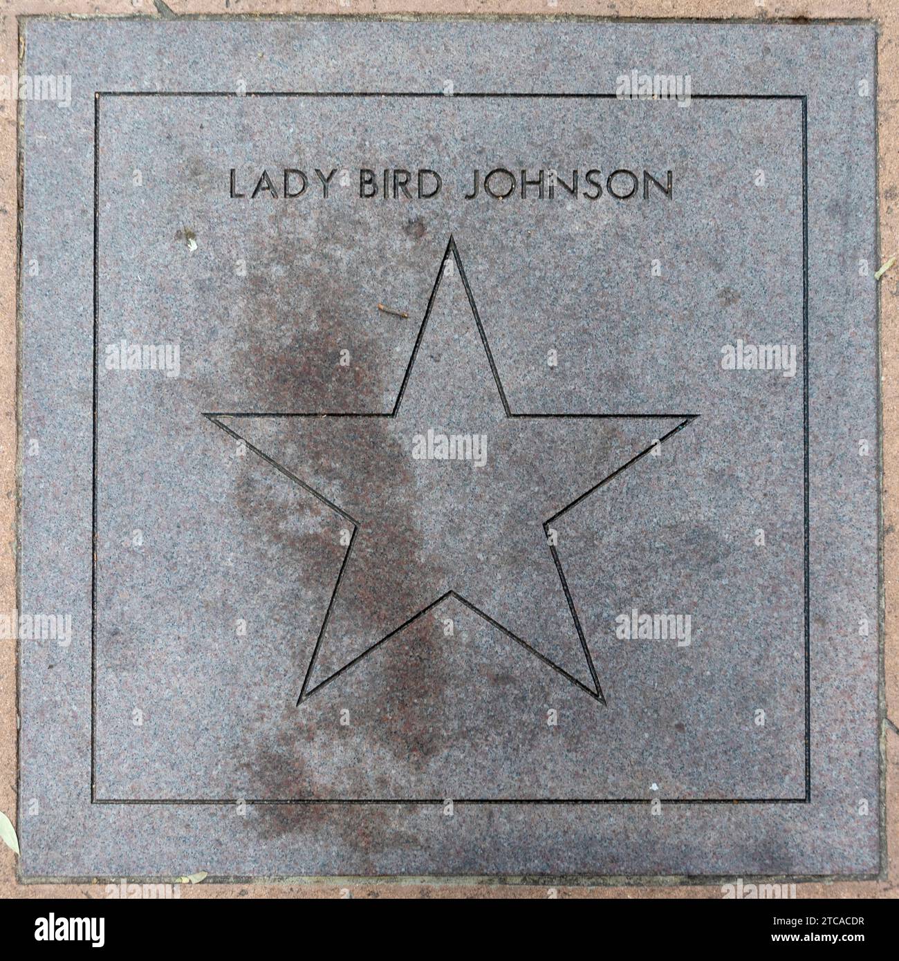 Austin, Texas - 3 novembre 2023 : étoile au Walk of Fame pour Lady Bird Johnson aux stockyards à Austin Texas. Ils honorent des personnes célèbres dans le wi Banque D'Images