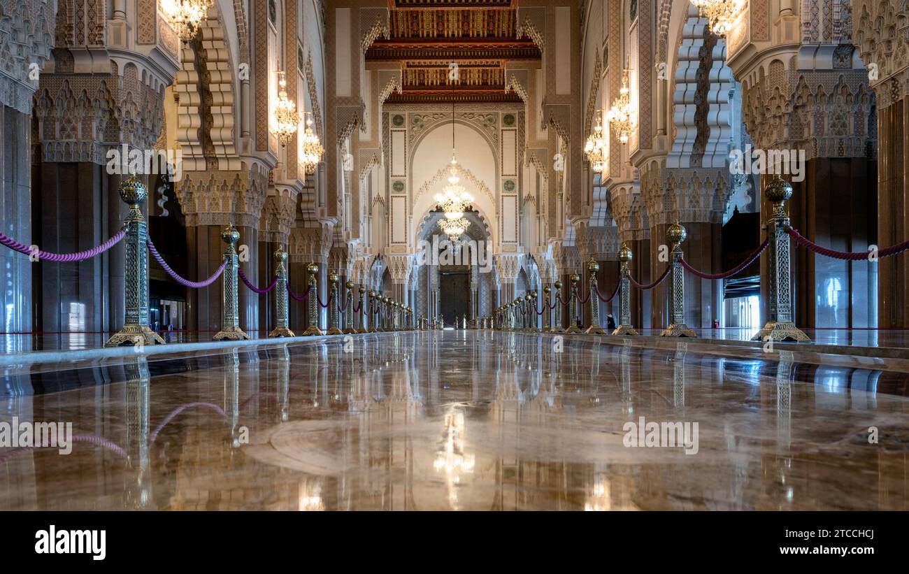 Casablanca, Maroc : intérieurs de la mosquée Hassan II. Banque D'Images