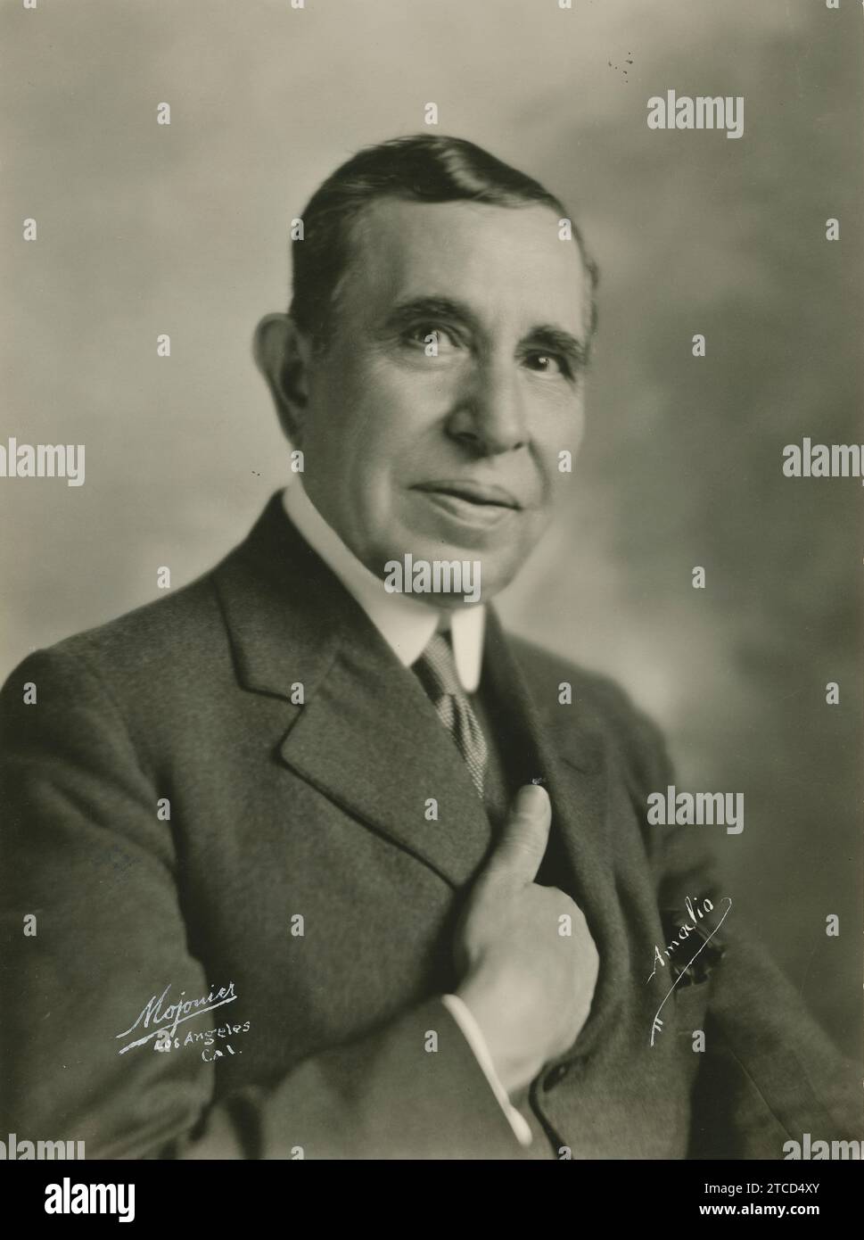 01/01/1925. Portrait d’Amalio Fernández réalisé pendant sa période nord