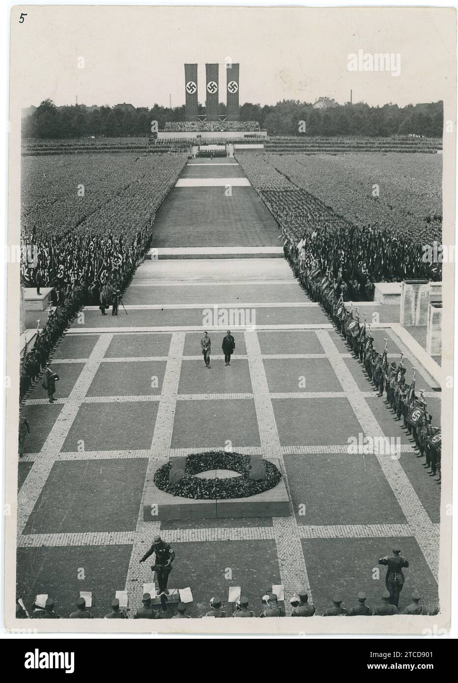 Nuremberg (Allemagne), 09/03/1933. Congrès de Nuremberg de 1933. Adolf Hitler et Ernst Röhm lors de la commémoration des morts. Crédit : Album / Archivo ABC / Keystone Banque D'Images
