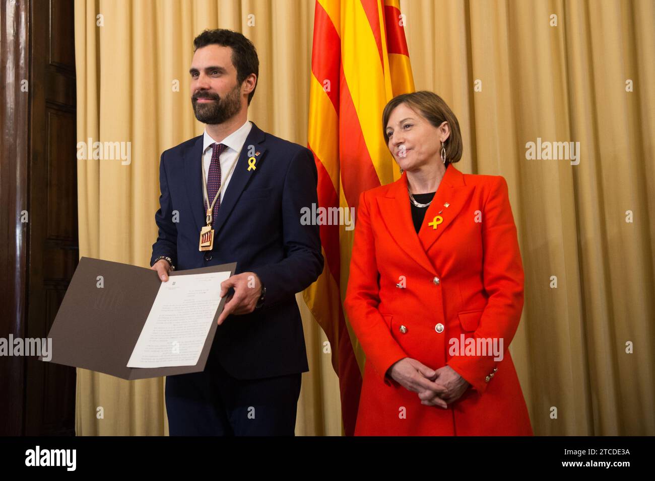 Barcelone, 01/17/2018. Investiture de Roger Torrent (ERC), président de la table du Parlement. A l'image, transfert des pouvoirs de Carme Forcadell au nouveau Président. Photo : PEP Dalmau ARCHDC. Crédit : Album / Archivo ABC / PEP Dalmau Banque D'Images