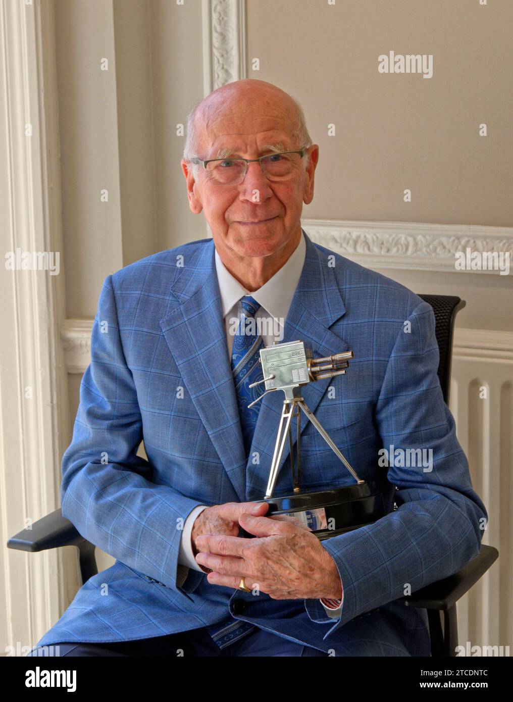Sir Bobby Charlton, ancien footballeur, titulaire du prix BBC Sports Personality of the Year Lifetime Achievement Award. Banque D'Images