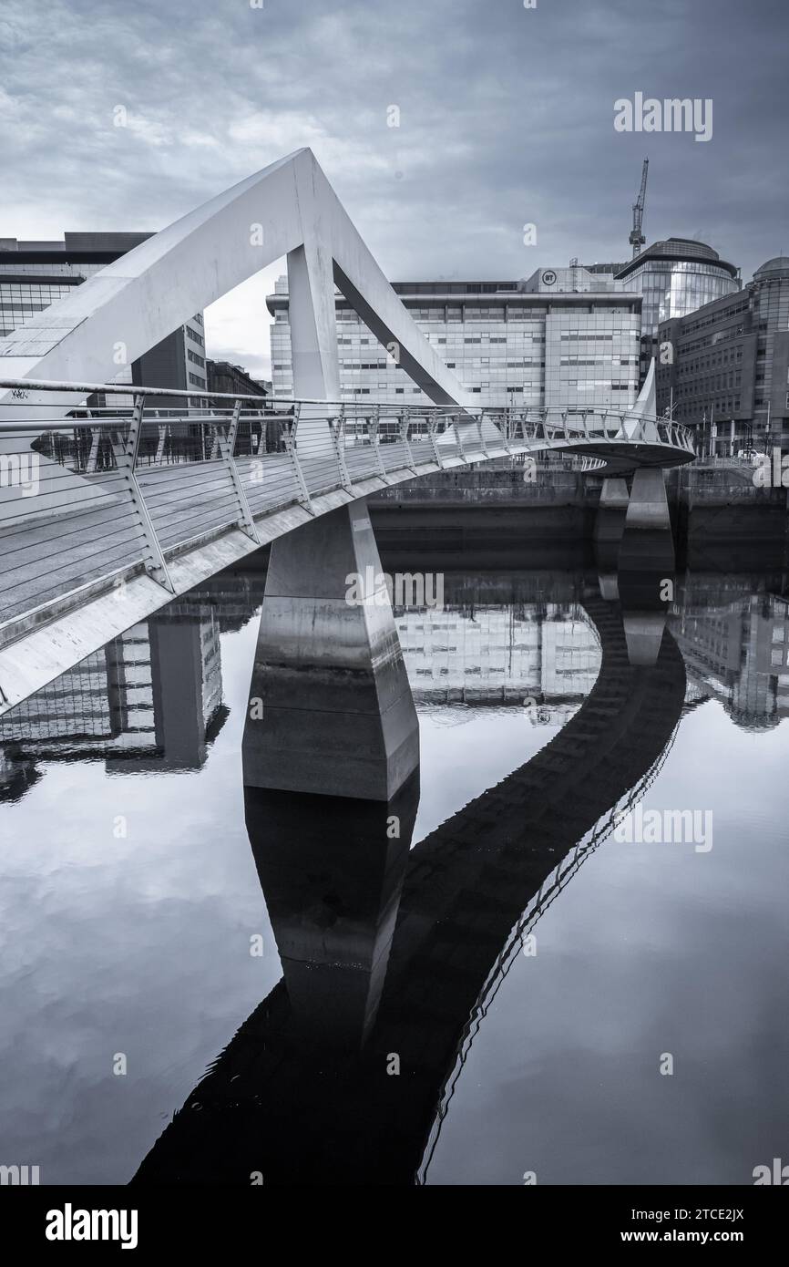 Squiggly Bridge au-dessus de la Clyde, Glasgow Banque D'Images