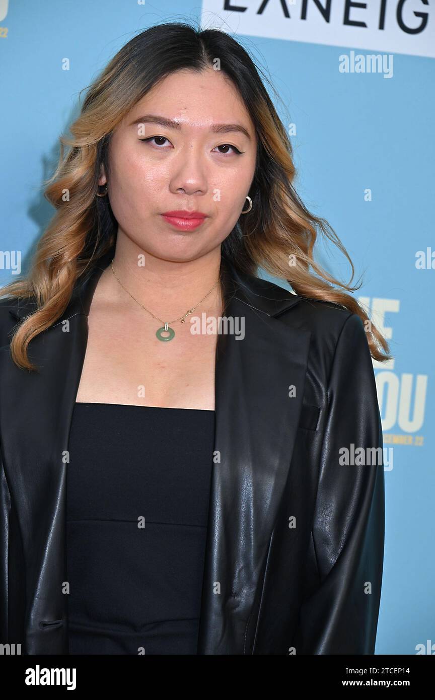 Shirley Yeung assiste à la première mondiale « Anyone but You » au AMC Lincoln Square Theatre à New York, New York, États-Unis, le 11 décembre 2023. Robin Platzer/ Twin Images/ SIPA USA Banque D'Images