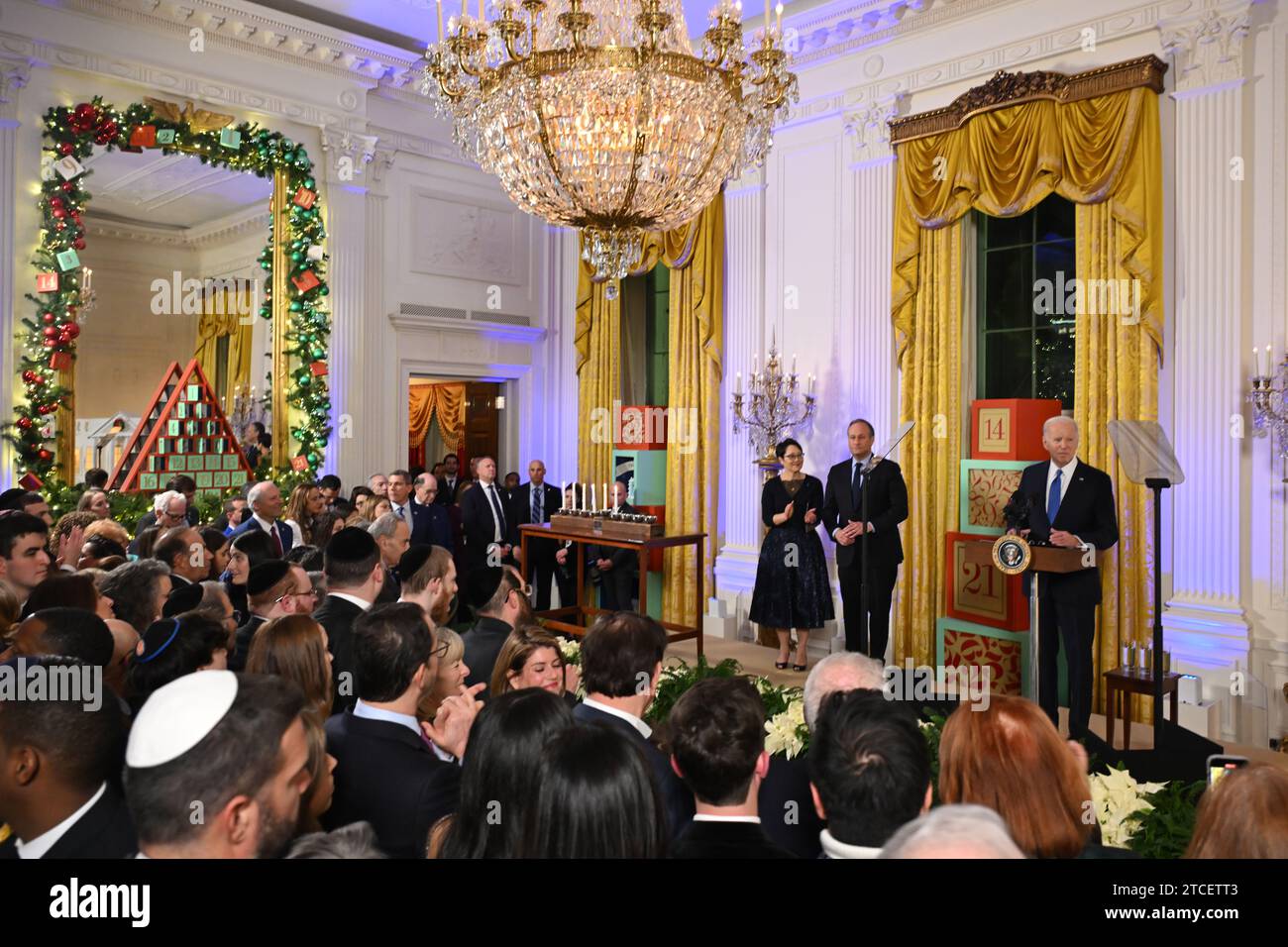 Washington, États-Unis. 11 décembre 2023. Le président AMÉRICAIN Joe Biden prend la parole alors qu'il organise une réception Hanukkah dans la salle est de la Maison Blanche à Washington, DC, le 11 décembre 2023. (Photo Andrew Caballero-Reynolds/Pool/Sipa USA) crédit : SIPA USA/Alamy Live News Banque D'Images