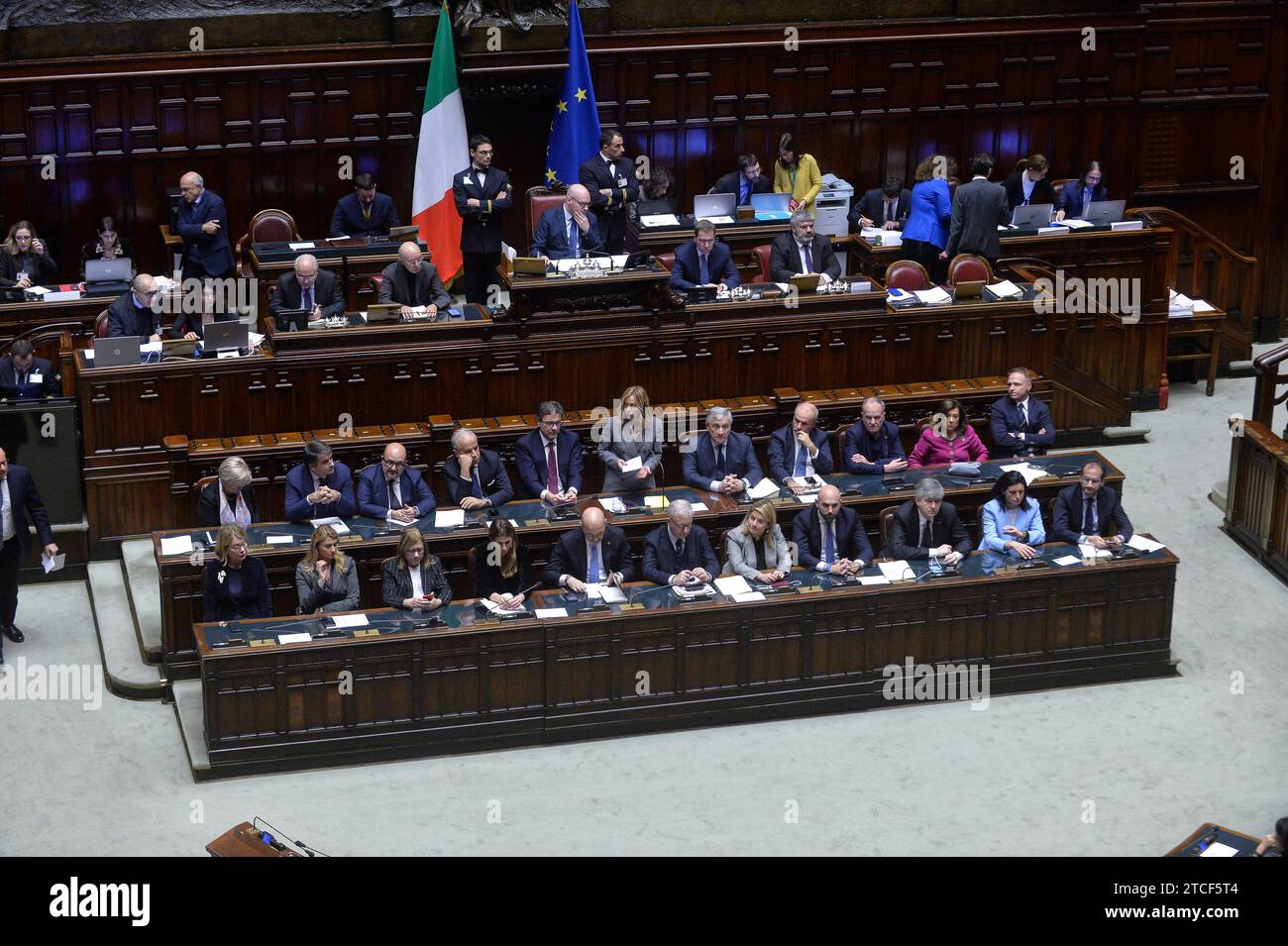 Italie, Rome, 12 décembre 2023 : la Présidente du Conseil des ministres, Giorgia Meloni, à la Chambre des députés en vue du Conseil européen. Photo © Stefano Carofei/Sintesi/Alamy Live News Banque D'Images