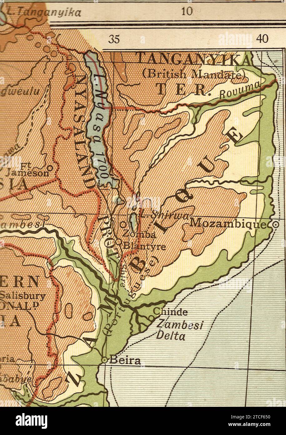 Une carte géographique vintage/antique de l'Afrique en sépia montrant le nord du Mozambique. Banque D'Images