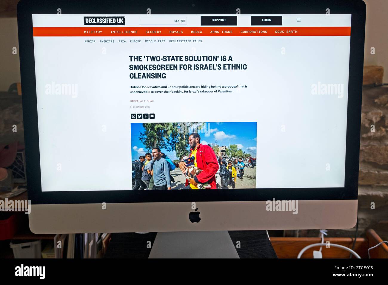 Déclassifié grand écran d'ordinateur britannique décembre 2023 'LA 'SOLUTION À DEUX ÉTATS' EST Un ÉCRAN DE FUMÉE POUR LE NETTOYAGE ETHNIQUE D'ISRAËL' Banque D'Images