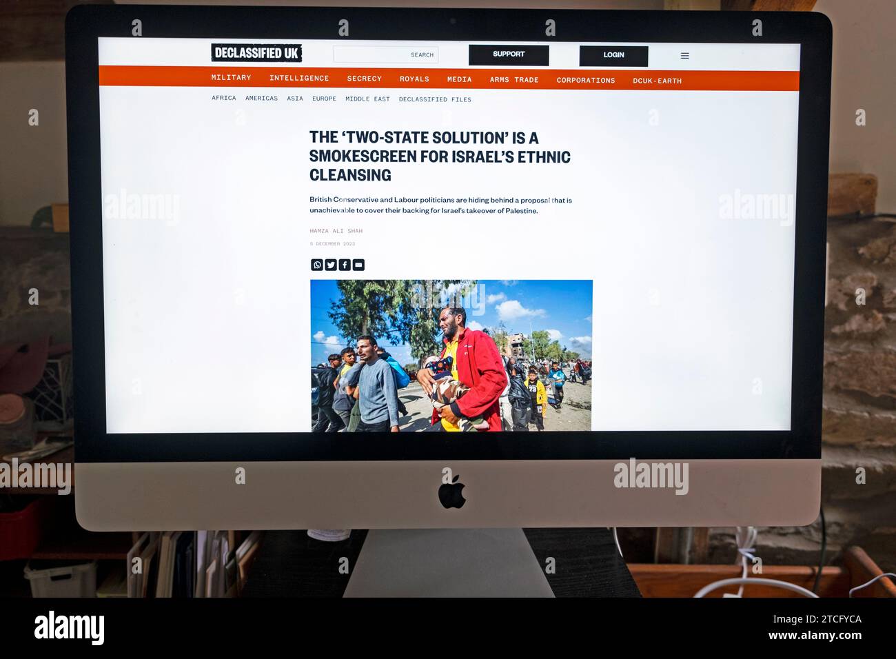 Déclassifié grand écran d'ordinateur britannique décembre 2023 'LA 'SOLUTION À DEUX ÉTATS' EST Un ÉCRAN DE FUMÉE POUR LE NETTOYAGE ETHNIQUE D'ISRAËL' Banque D'Images