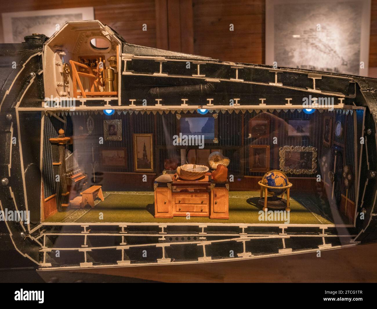 Détail sur le modèle du 'Nautilus' de Jules Vernes '20 000 ligues sous la mer' (1870), Musée maritime international, Hambourg, Allemagne. Banque D'Images