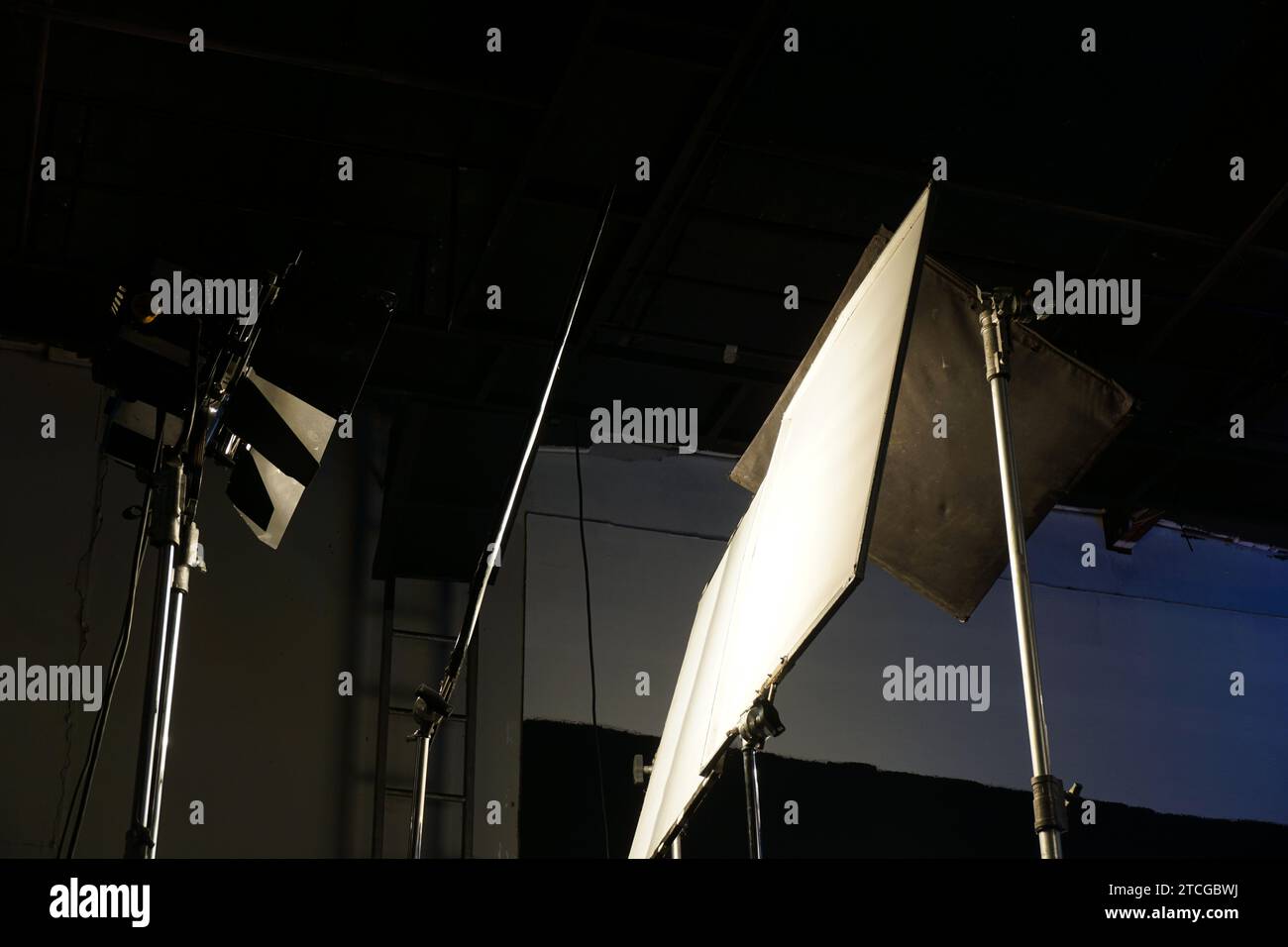 équipement d'éclairage de l'industrie du film, filtres adoucissants de lumière et lumières Banque D'Images