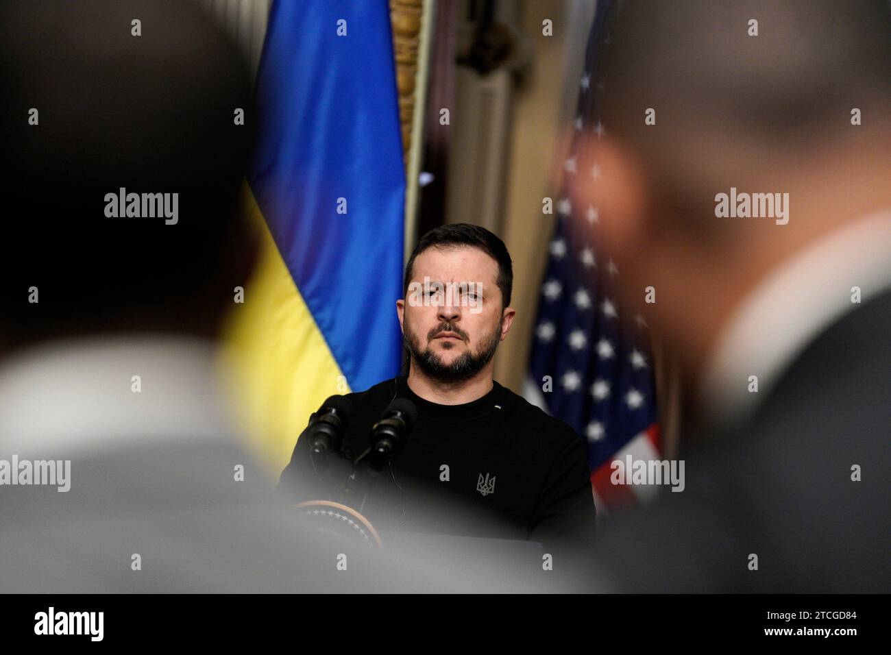 Washington, États-Unis. 12 décembre 2023. Le président ukrainien Volodymyr Zelensky est vu lors d’une conférence de presse conjointe avec le président américain Joe Biden après leur rencontre à la Maison Blanche à Washington, DC le mardi 12 décembre 2023. Photo de Yuri Gripas/UPI crédit : UPI/Alamy Live News Banque D'Images