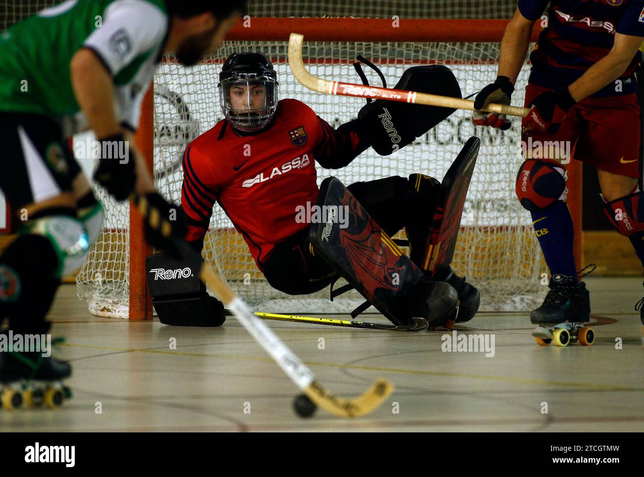 Madrid, 04/02/2016. Match de roller hockey entre Alcobendas et Barcelone. Photo : Oscar del Pozo. ARCHDC. Crédit : Album / Archivo ABC / Oscar del Pozo Banque D'Images