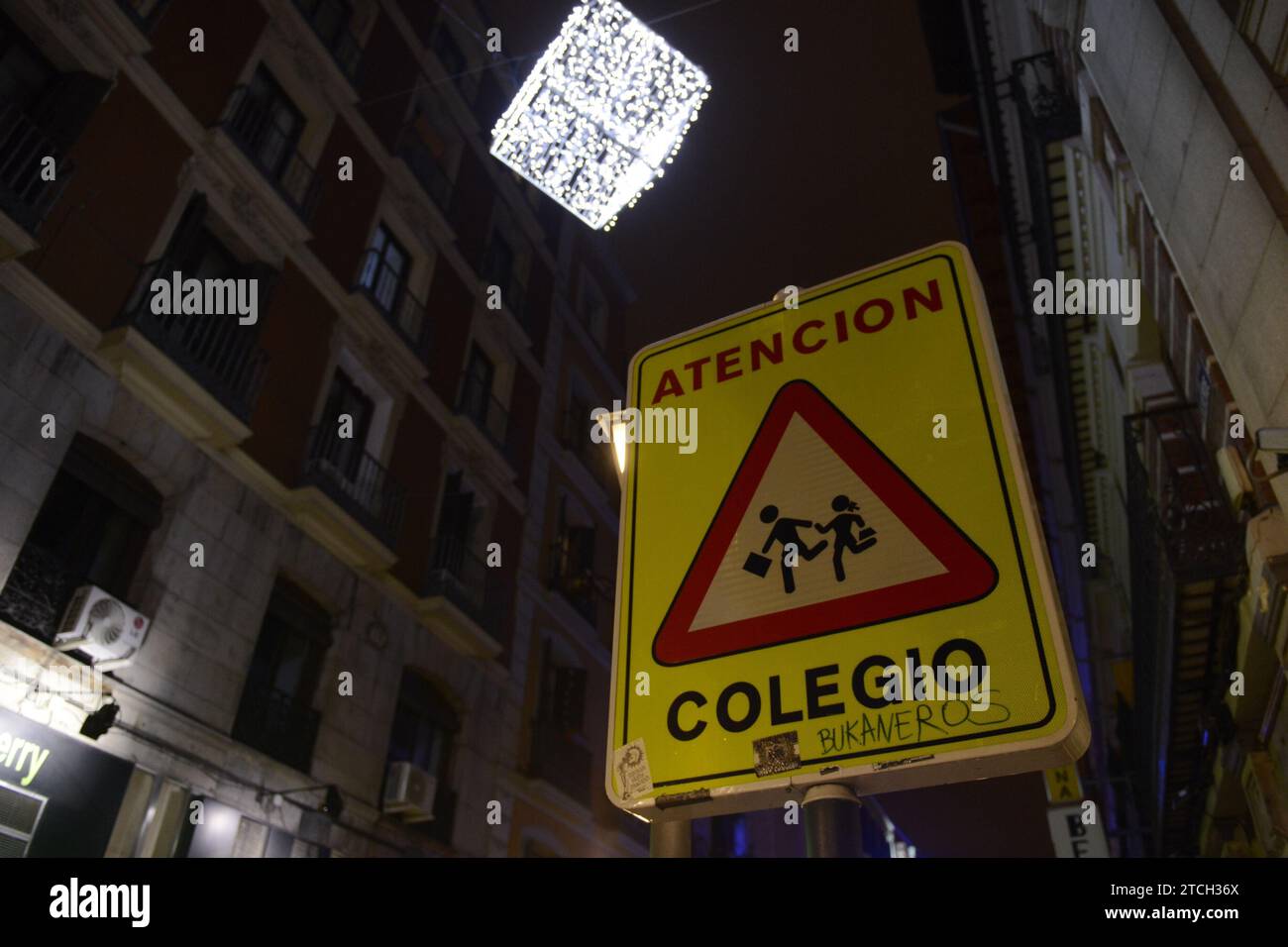 Madrid, 12/04/2016. Chaos, circulation et confusion sur Gran Vía après les coupures. Photo : Maya Blanya ARCHDC. Crédit : Album / Archivo ABC / Maya Balanya Banque D'Images Madrid, 12/04/2016. Chaos, circulation et confusion sur Gran Vía après les coupures. Photo : Maya Blanya ARCHDC. Crédit : Album / Archivo ABC / Maya Balanya Banque D'Images