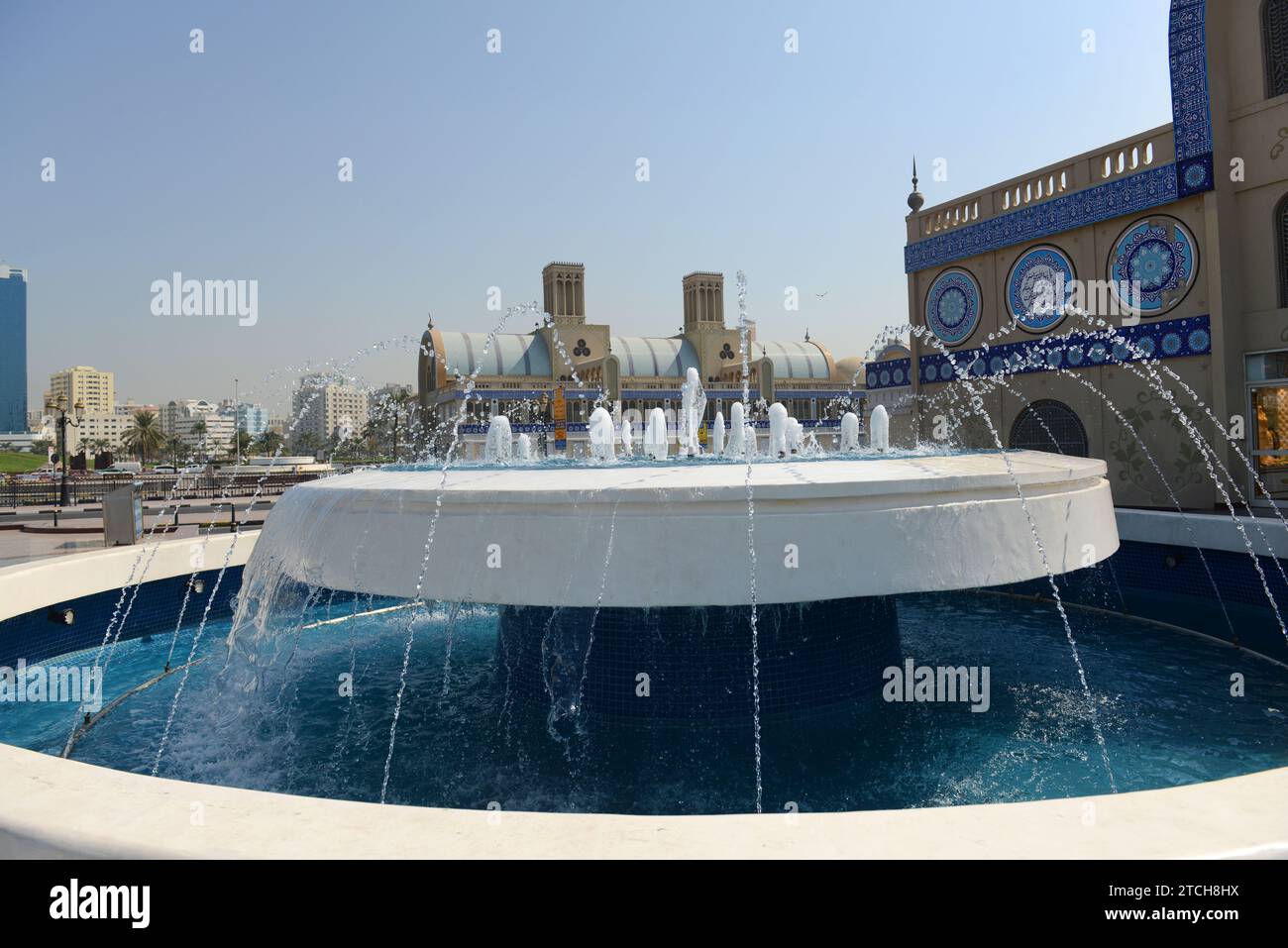 Le souk bleu sur la corniche à Sharjah, Émirats arabes Unis Banque D'Images