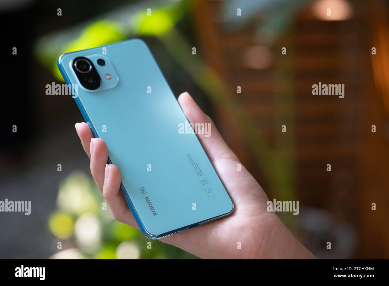HCMC, VN - smartphone Xiaomi 11 Lite pour un usage éditorial Banque D'Images