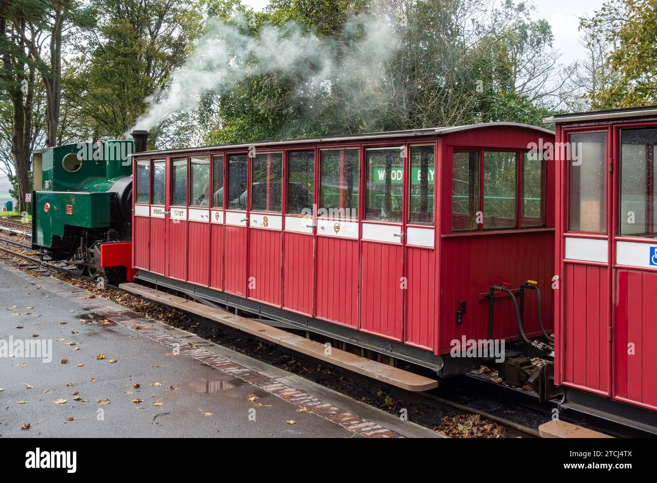 WOODY BAY, DEVON, Royaume-Uni, OCTOBRE 19 : Lynton and Barnstaple Steam Railway à Woody Bay Station dans le Devon le 19 octobre 2013 Banque D'Images