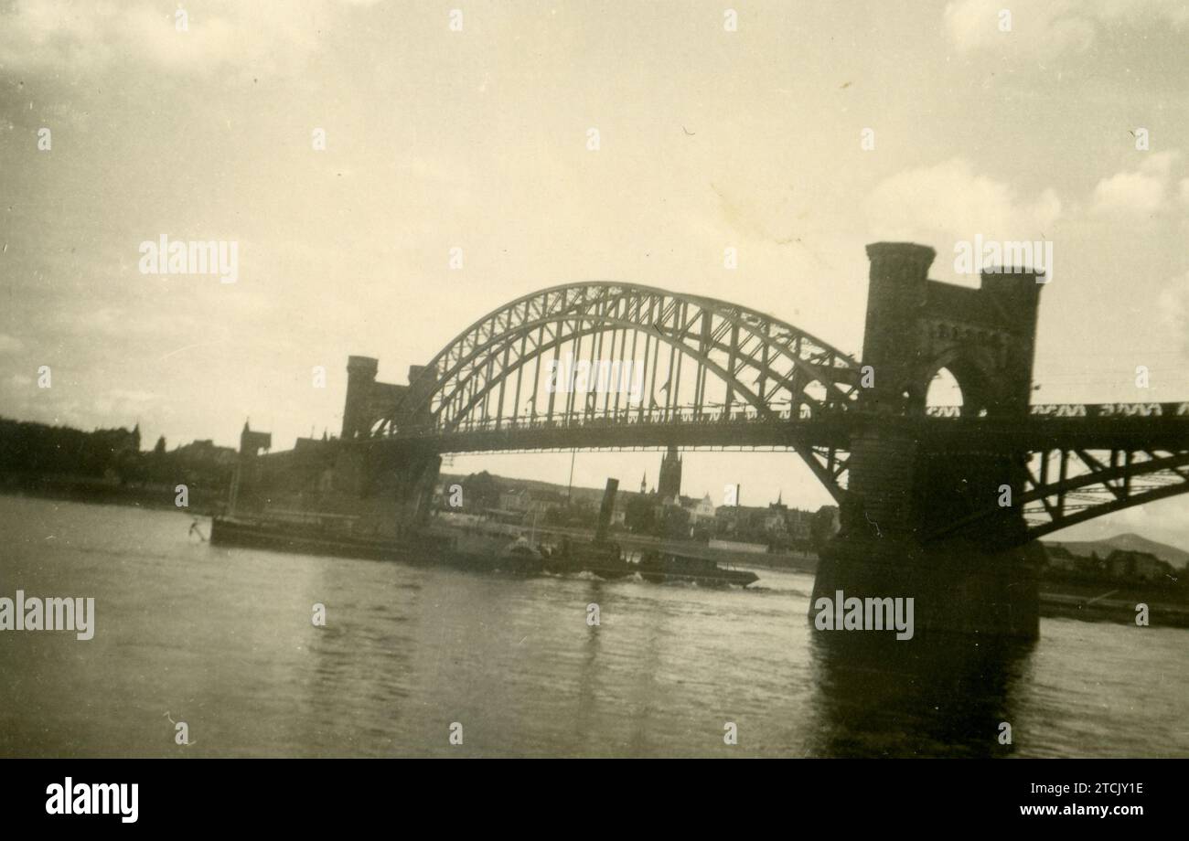 Pont sur le Rhin, München, Allemagne - 1940 Banque D'Images