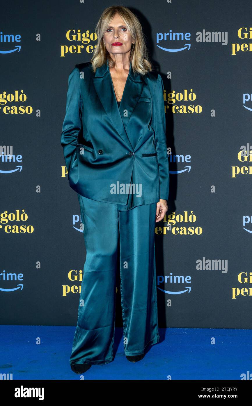 L'actrice italienne Isabella Ferrari lors du photocall pour la présentation de la série italienne sur Amazon Prime Video, 'Gigolo per caso' à Rome sur 12.12.2023 Banque D'Images