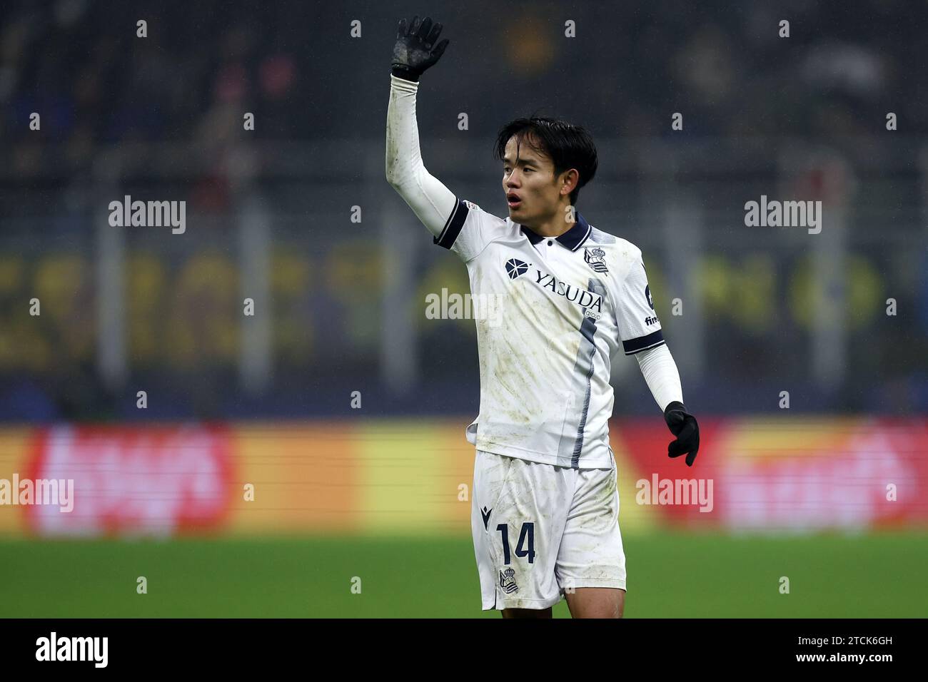 Milan, Italie. 12 décembre 2023. Takefusa Kubo de Real Sociedad fait des gestes pendant le match de football de l'UEFA Champions League entre FC Internazionale et Real Sociedad au Stadio Giuseppe Meazza le 12 décembre 2023 à Milan, Italie . Crédit : Marco Canoniero/Alamy Live News Banque D'Images