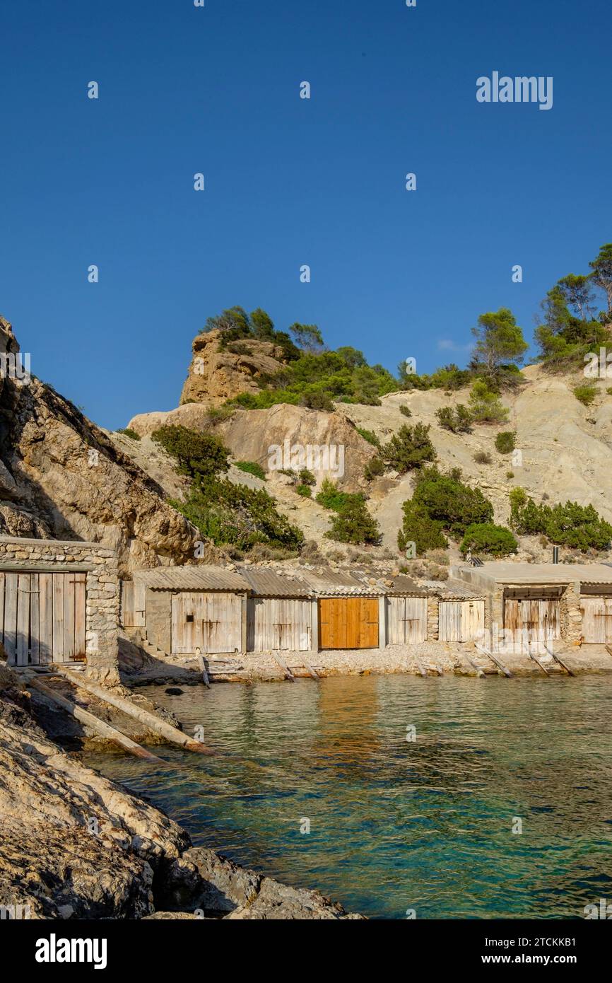 Casetas de varadero, Es Portitxol, Municipio de Sant Joan de LabritjaIbiza, îles Baléares, Espagne Banque D'Images